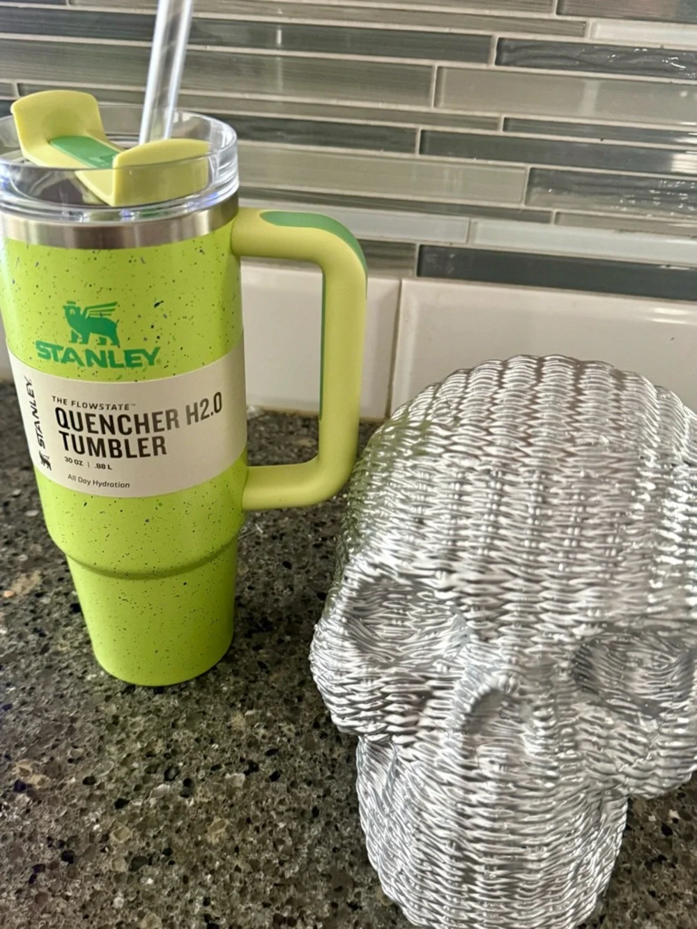 New Stanley Quencher H2.0 Tumbler Straw Cup 30oz RETIRED COLOR- Citron Speckle - Picture 10 of 12